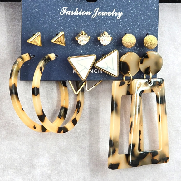 Cream Animal Print Stud Gold Hoop Boho Dangle Earrings Fashion Jewelry JB2-34 - Picture 2 of 4